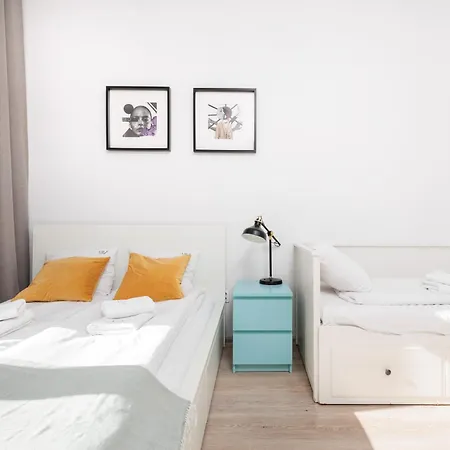 Bright - Kazimierz- By Upstairs Cracovia